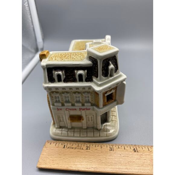 Vtg 1988 Sears Disney Main Street Ice Cream Parlor Arcade. No light Ceramic - Picture 7 of 7